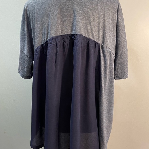 Cy Colorblock Shear-Panel Tee - Picture 3 of 7